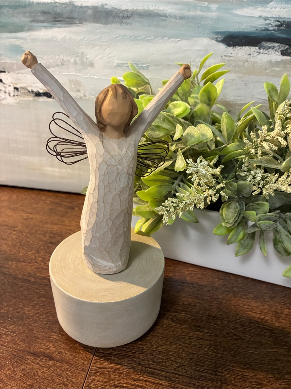 Willow Tree Angel Figurine “Courage” Musical